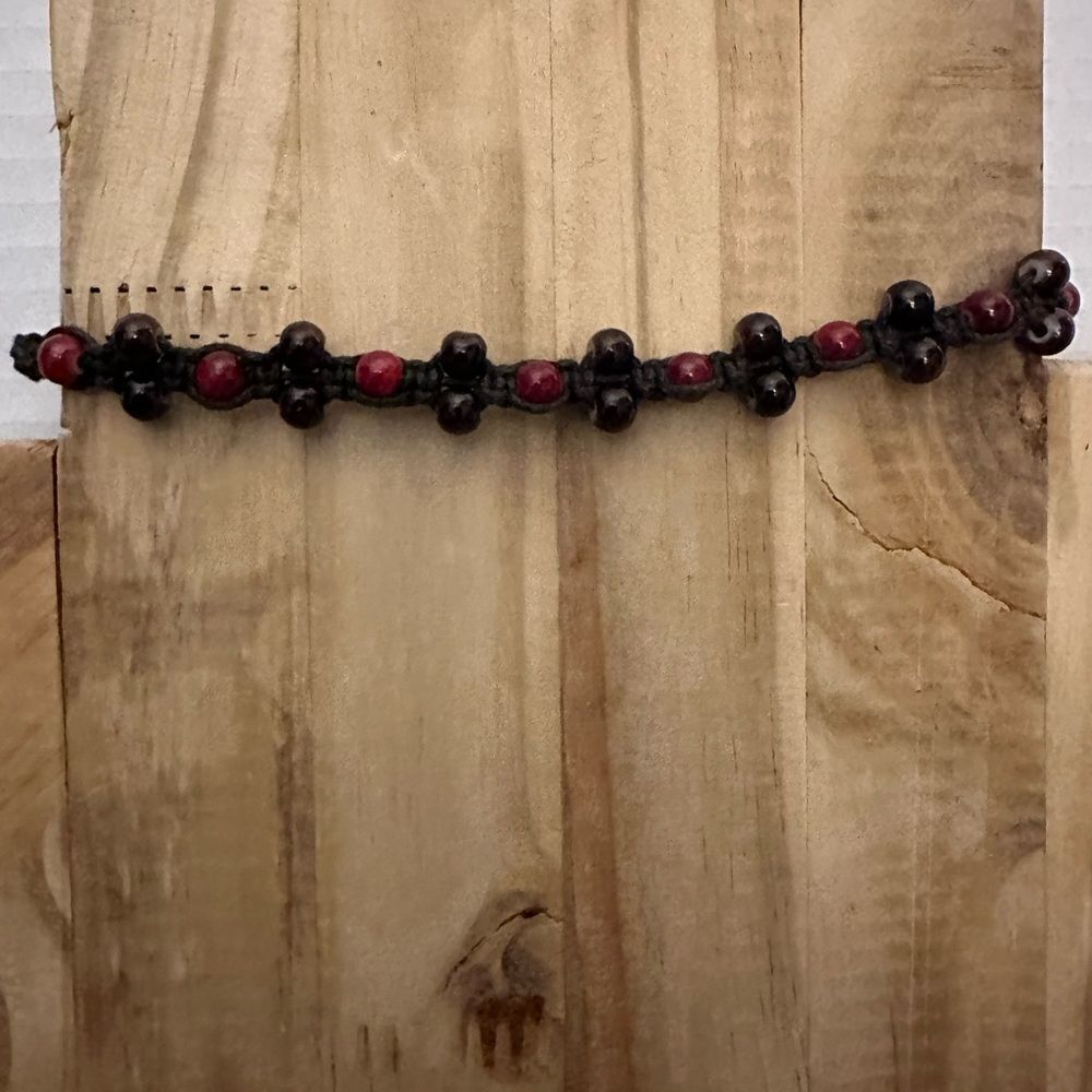 Elegant choker necklace or longer adjustable necklace